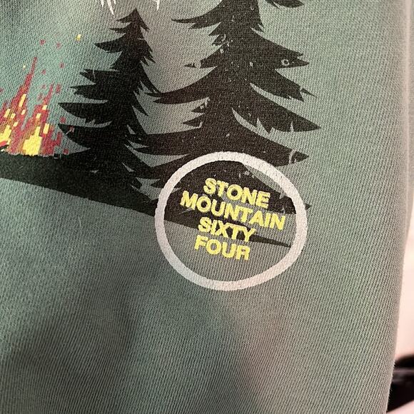 Stone Mountain 64 Streaming Gamer Green Pullover Sweatshirt - Picture 6 of 9
